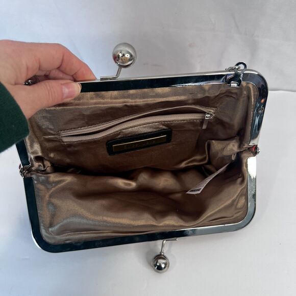 Street Level Abstract Artsy Kiss Clasp Chain Crossbody Bag Purse Boho Bold - Picture 8 of 11